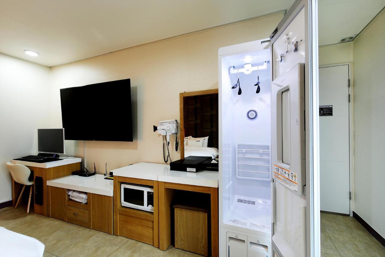 White Tourist Hotel Jeonju Luaran gambar