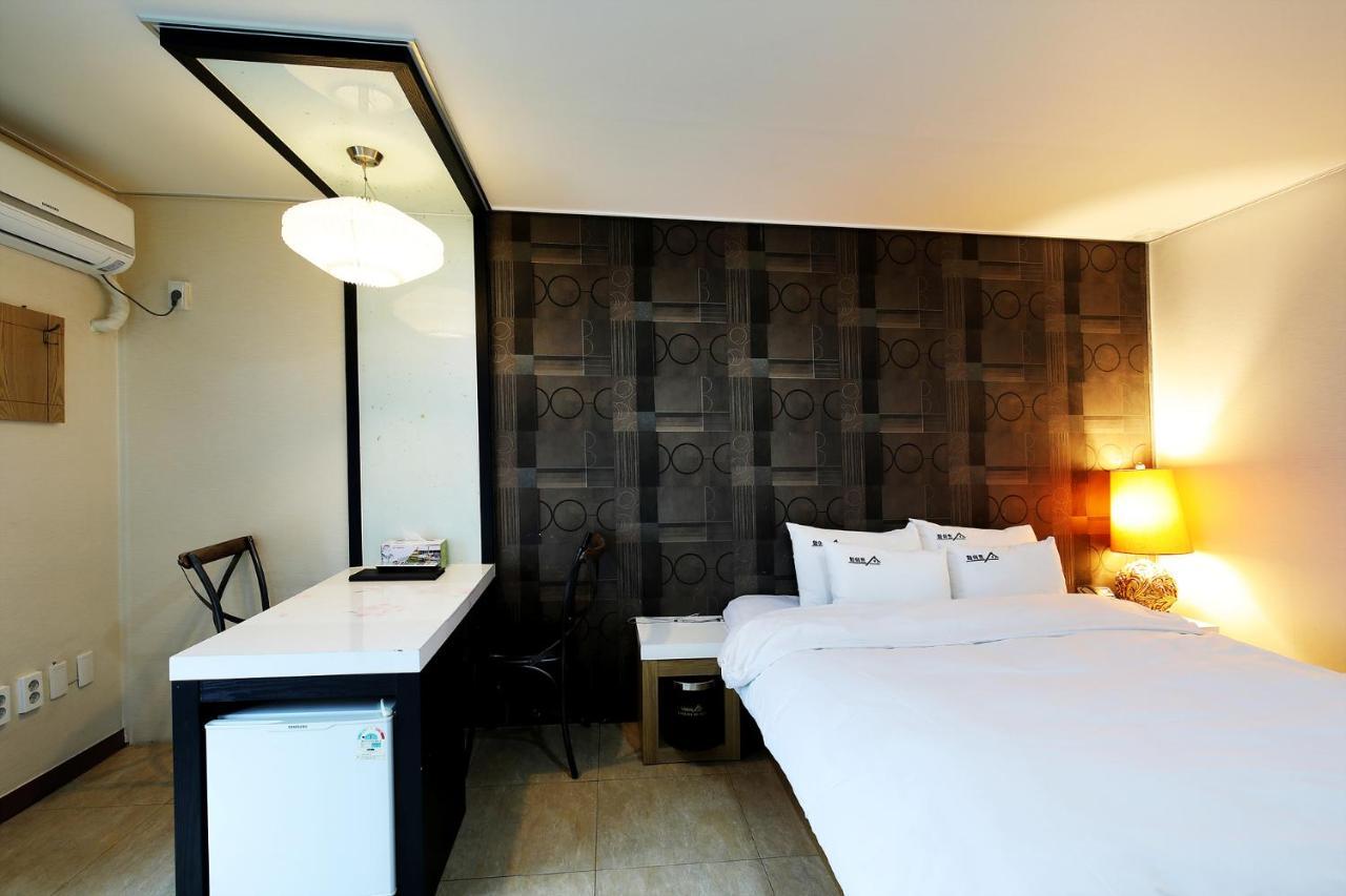 White Tourist Hotel Jeonju Luaran gambar