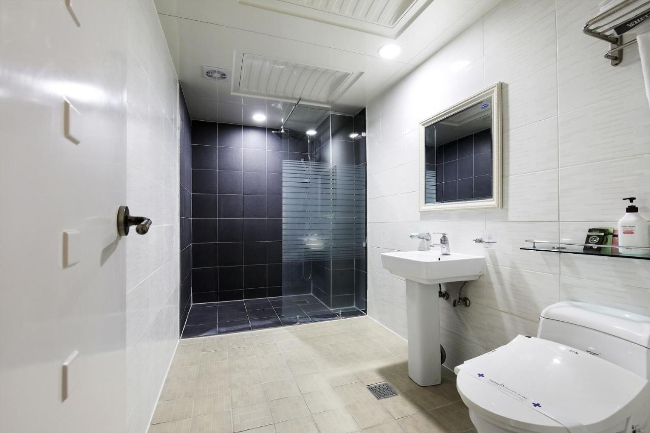 White Tourist Hotel Jeonju Luaran gambar
