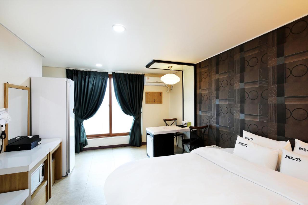 White Tourist Hotel Jeonju Luaran gambar