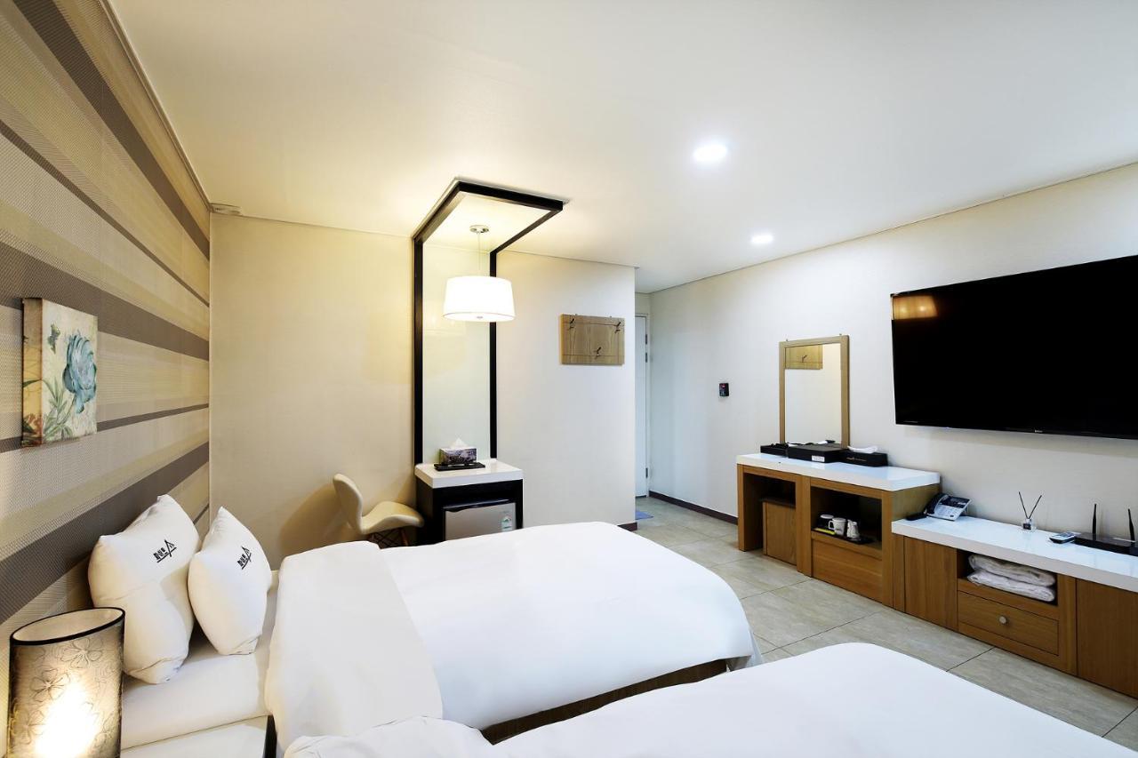 White Tourist Hotel Jeonju Luaran gambar