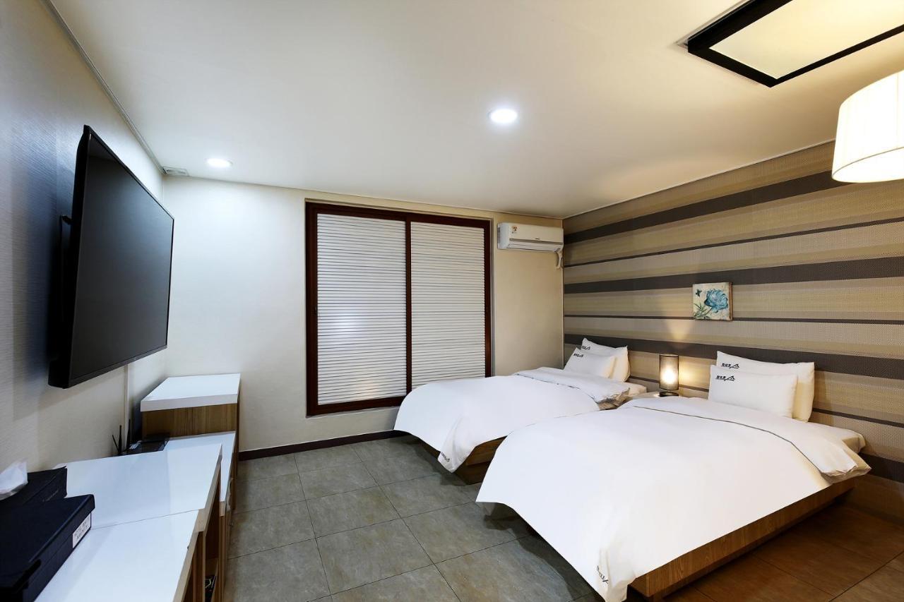 White Tourist Hotel Jeonju Luaran gambar