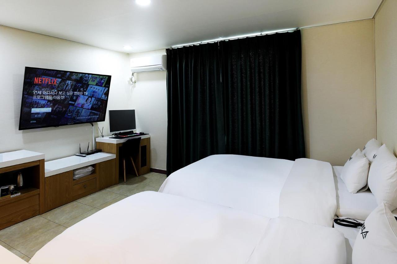 White Tourist Hotel Jeonju Luaran gambar