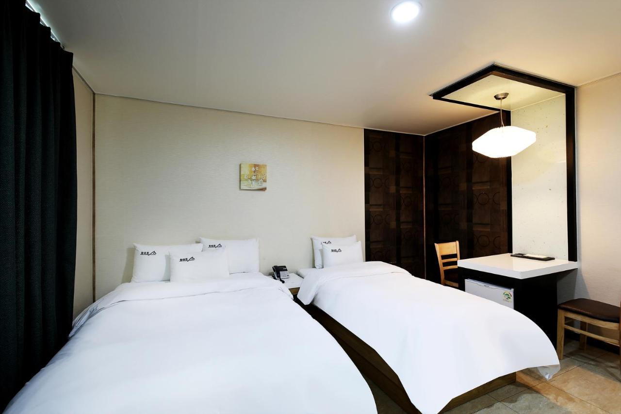 White Tourist Hotel Jeonju Luaran gambar
