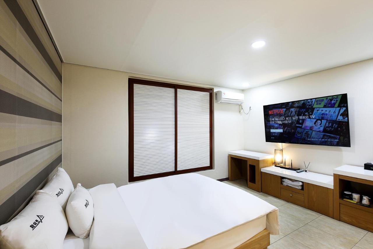White Tourist Hotel Jeonju Luaran gambar