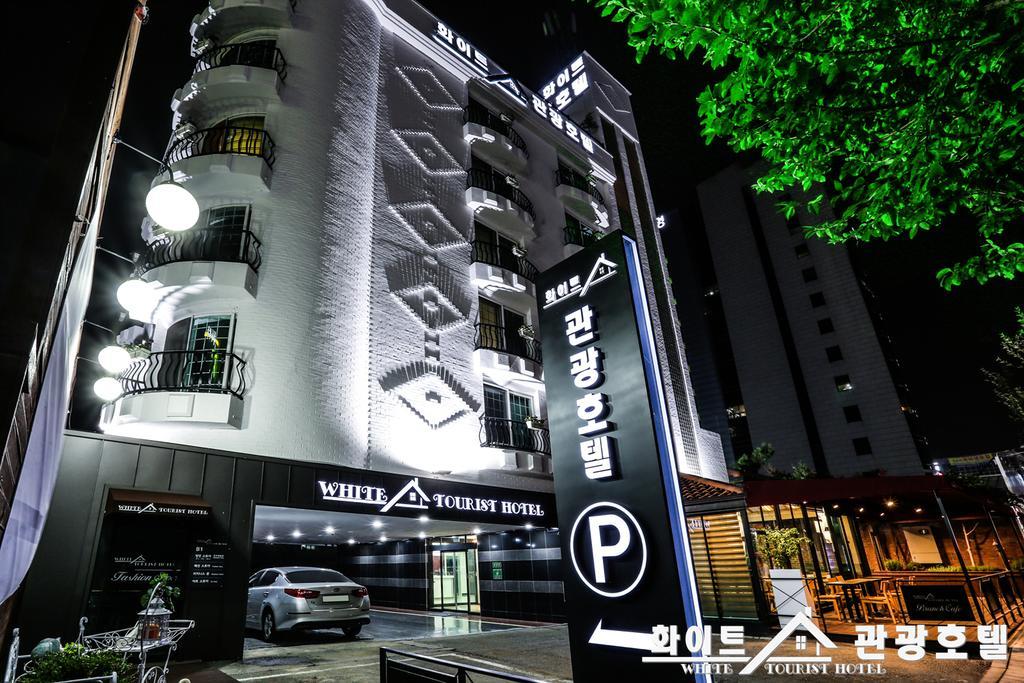 White Tourist Hotel Jeonju Luaran gambar